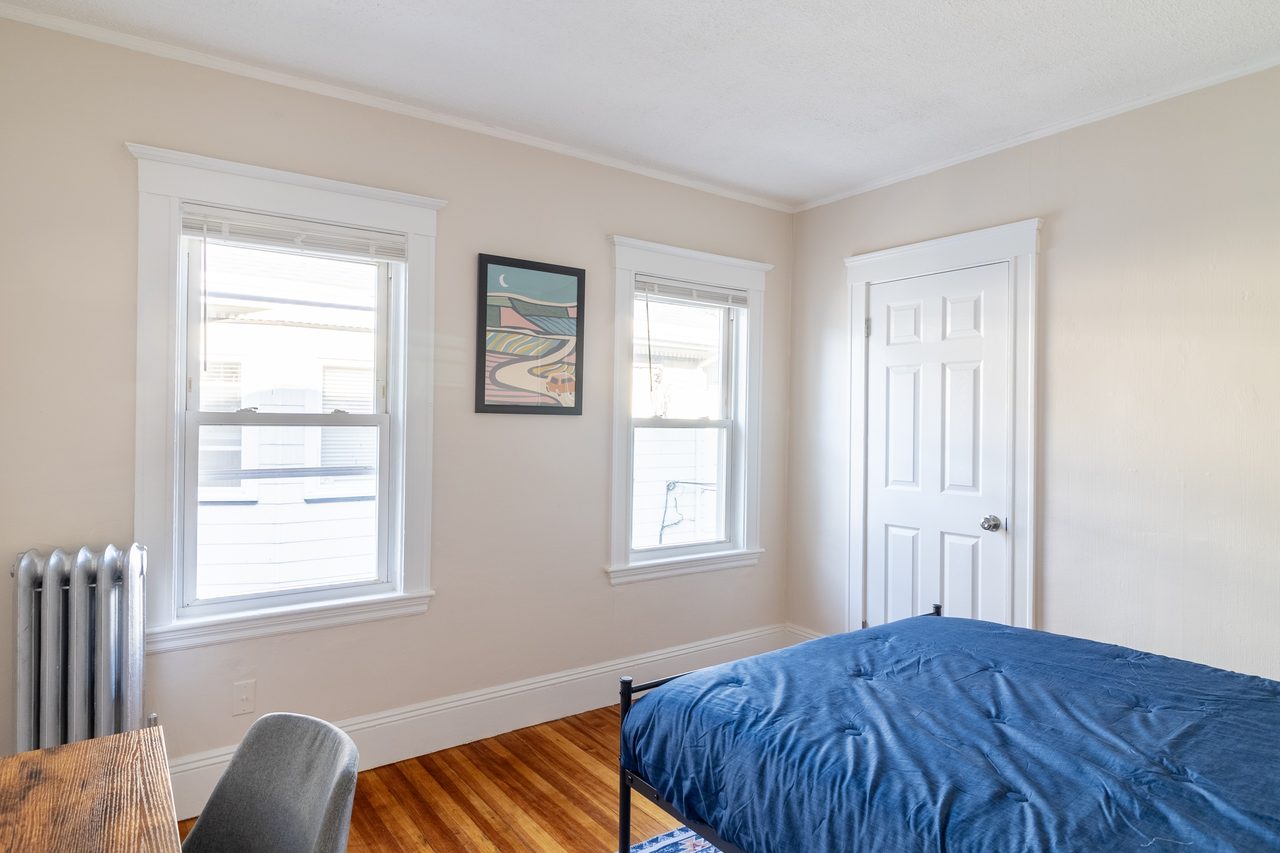  #1735: Allston - Queen Bedroom B  -  #1735: Allston  - Gallery -  2