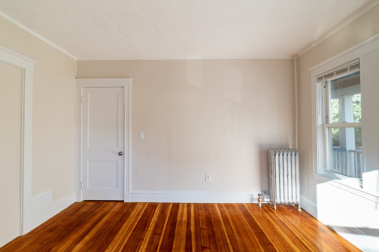  #1735: Allston - Queen Bedroom D  -  #1735: Allston  - Gallery -  5