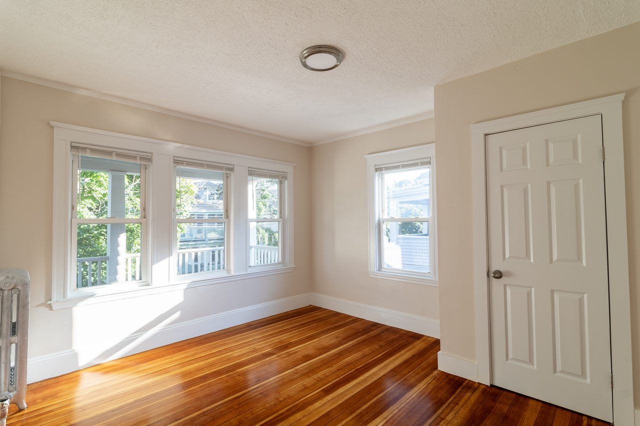  #1735: Allston - Queen Bedroom D  -  #1735: Allston  - Gallery -  2