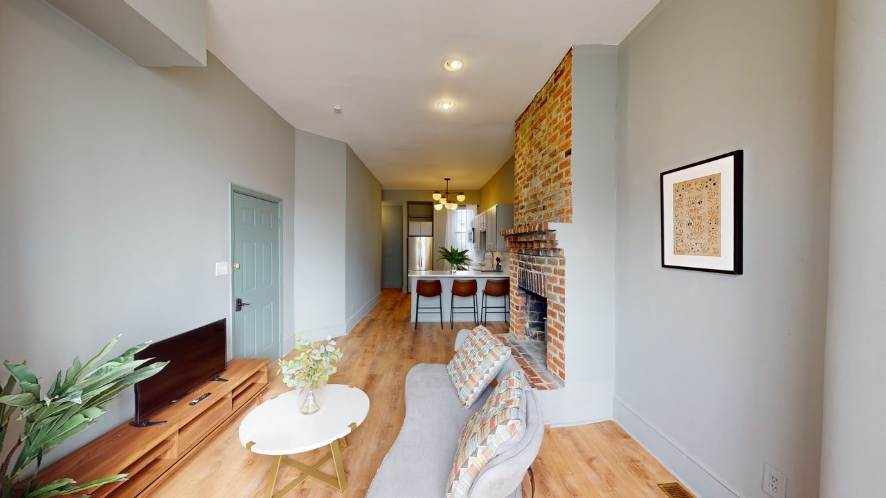 #337: Columbia Heights - Queen Bedroom E - #337: Columbia Heights - Gallery - 11