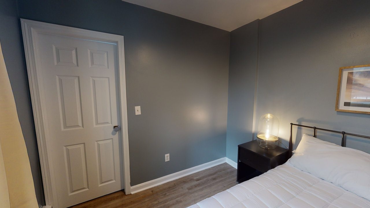  #471: North End - Queen Bedroom C  -  #471: North End  - Gallery -  5