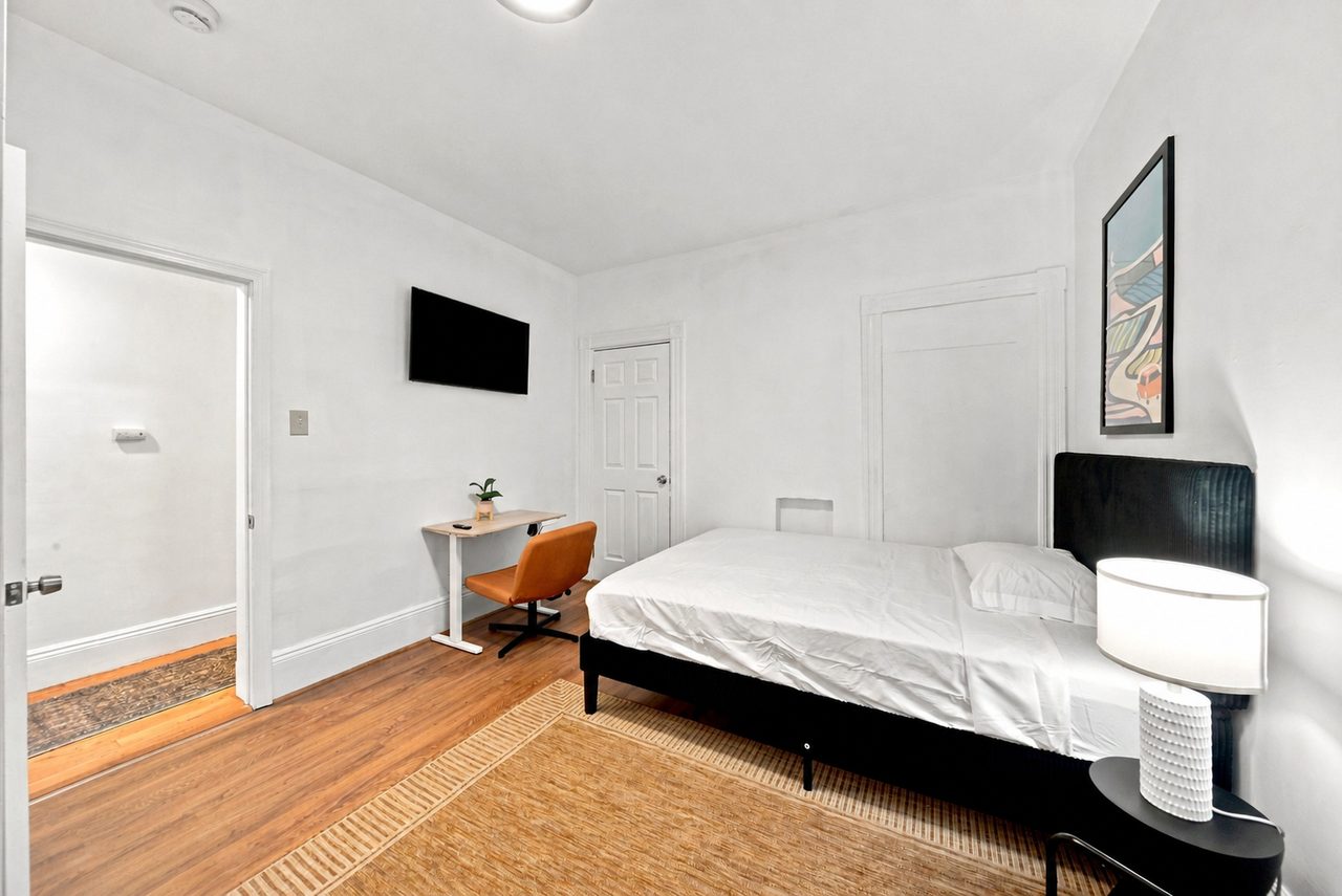#834: Allston - Full Bedroom B - 1