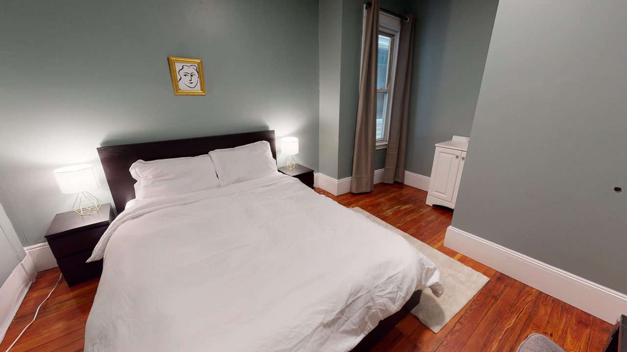  #834: Allston - Queen Bedroom B  -  #834: Allston  - Gallery -  11