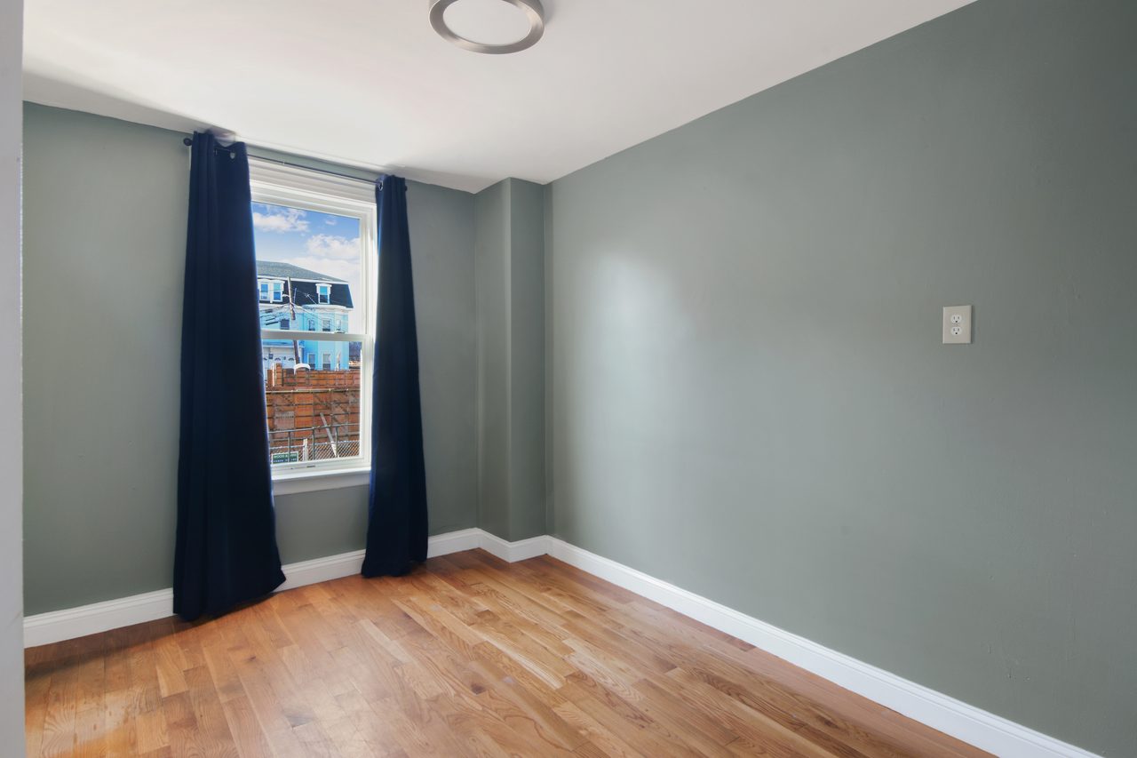  #834: Allston - Full Bedroom D  -  #834: Allston  - Gallery -  12
