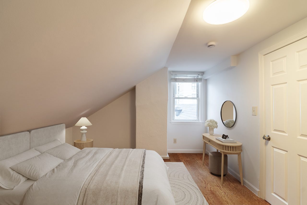 #1786: East Cambridge - Queen Bedroom D - 2