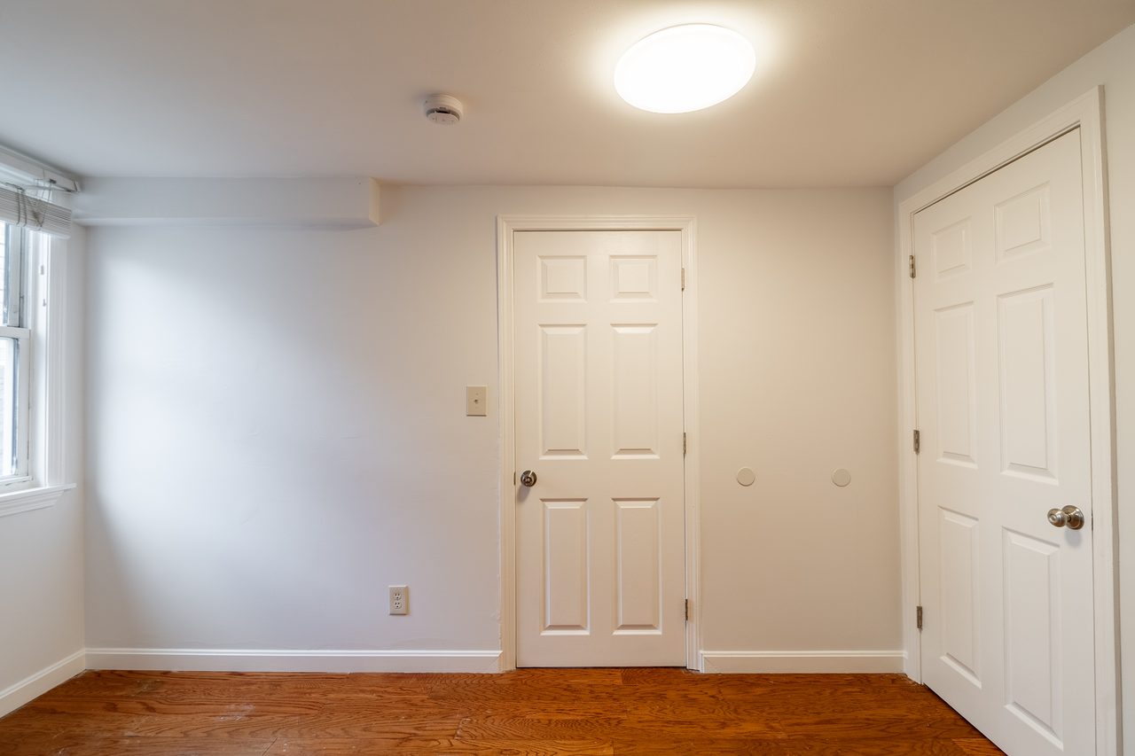 #1786: East Cambridge - Queen Bedroom D - 15