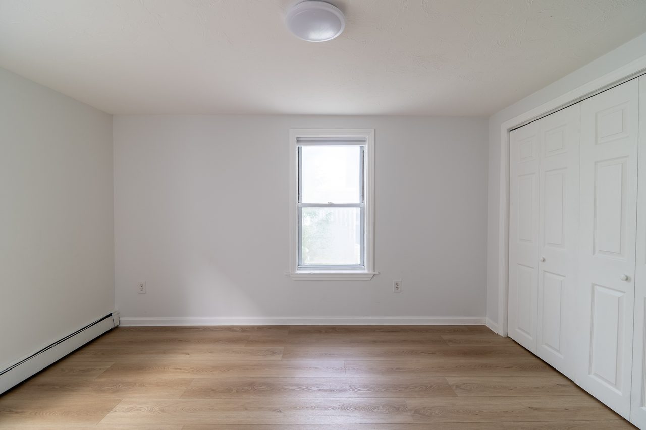 #1786: East Cambridge - Queen Room B - 19