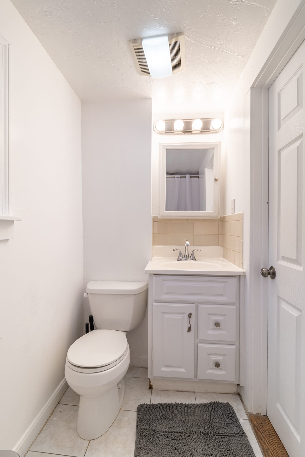 #1786: East Cambridge - Queen Room B - 10
