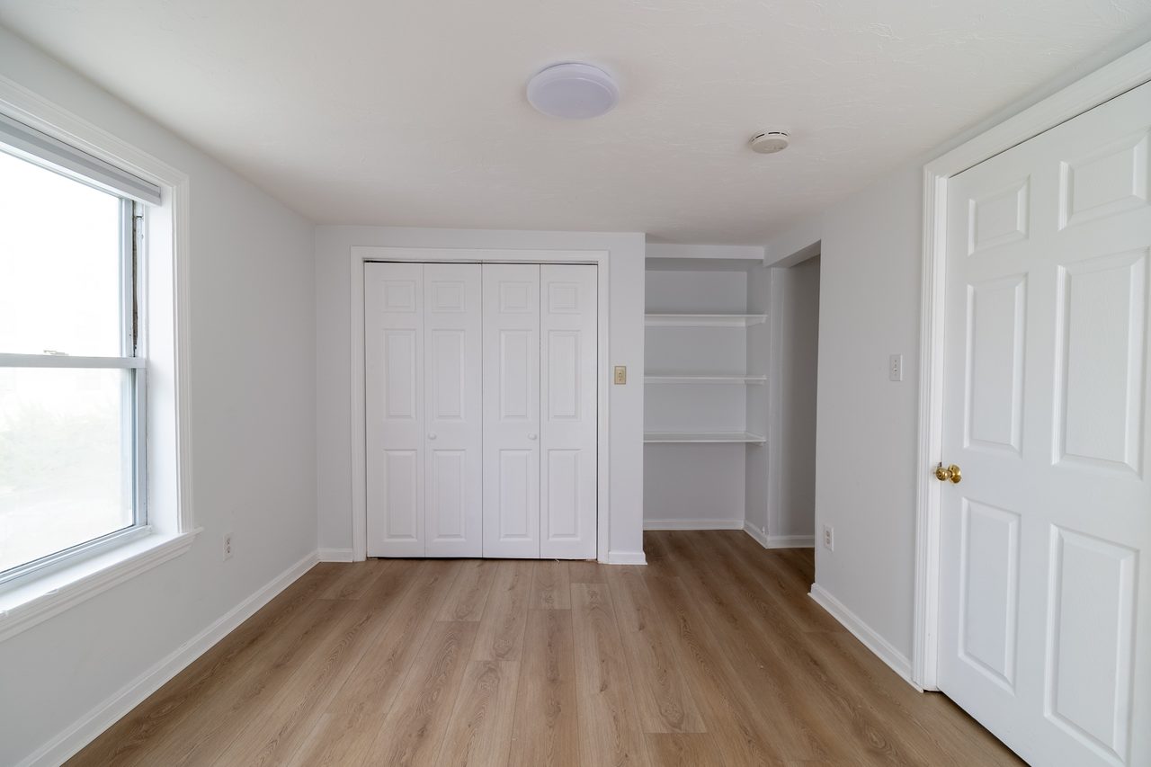 #1786: East Cambridge - Queen Room B - 18