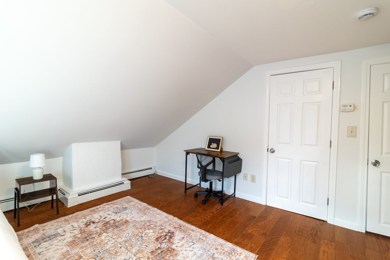 #1786: East Cambridge - Queen Room C W/Private Bathroom - 16