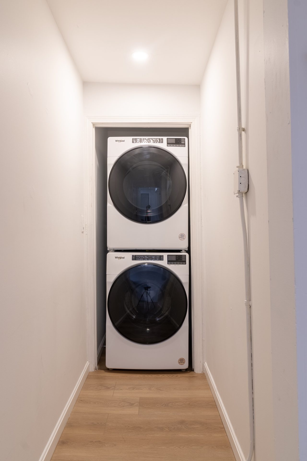 #1786: East Cambridge - Queen Room A W/Private Bathroom - 8