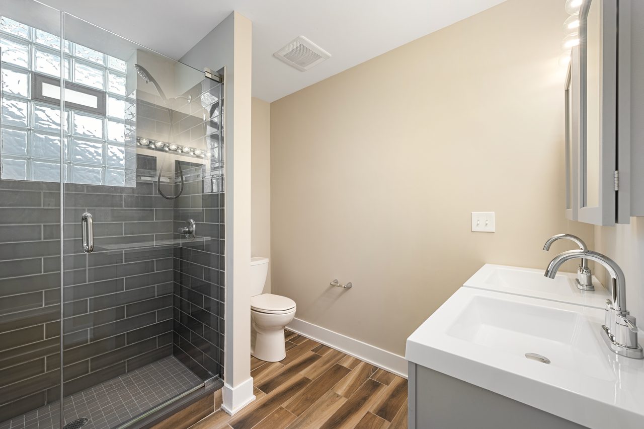 #1754: Logan Square - Queen Bedroom C - #1754: Logan Square - Gallery - 4