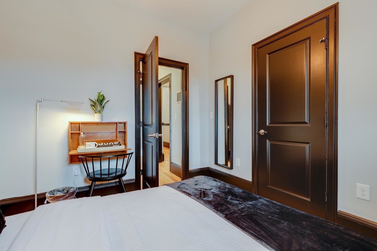 #194: South Boston - Full Bedroom 3D - #194: South Boston - Gallery - 3