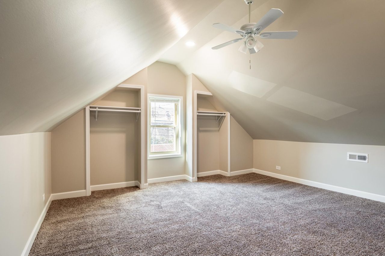  #1414: Bucktown - Full Bedroom E  -  #1414: Bucktown  - Gallery -  24