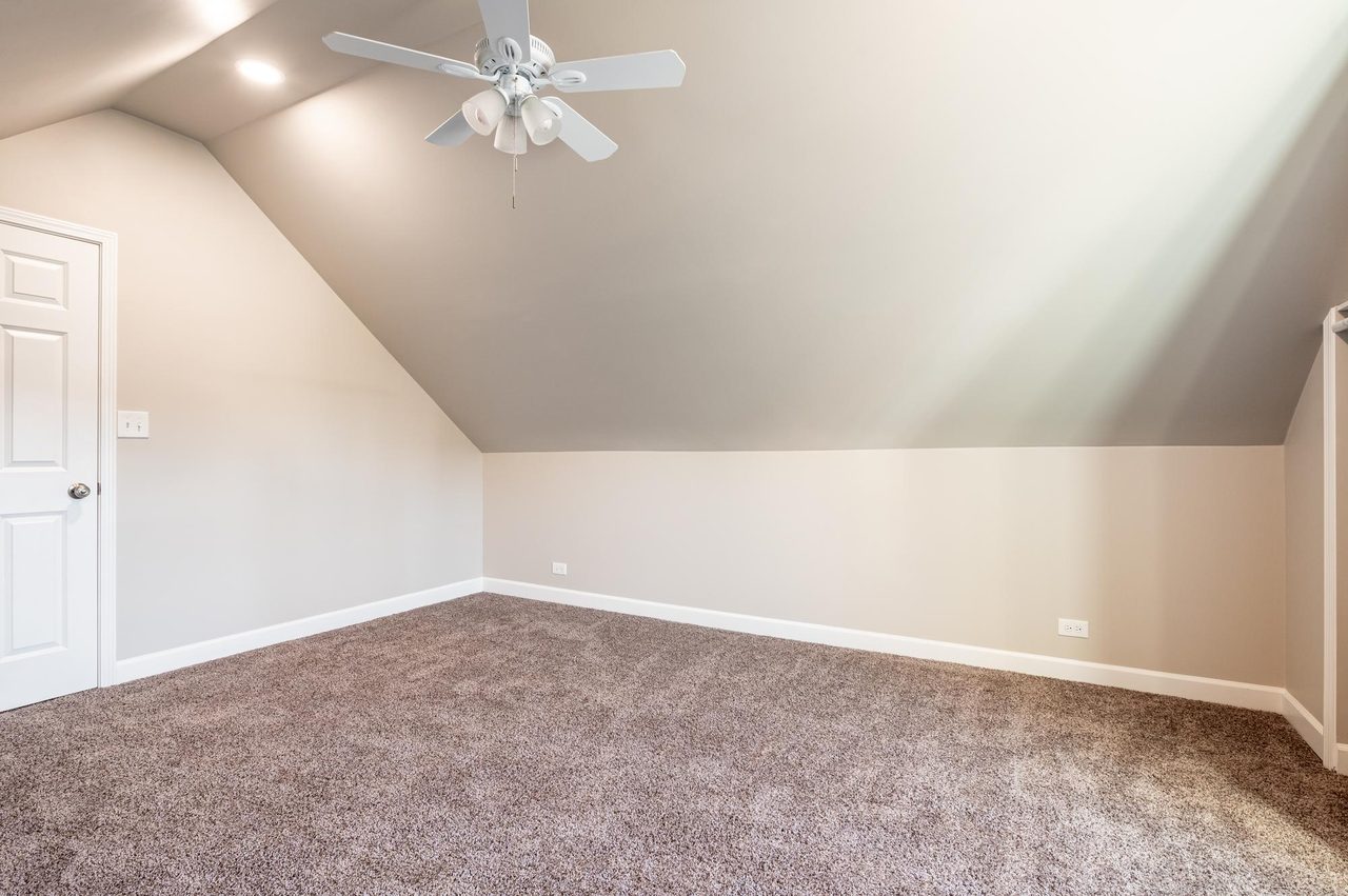 #1414: Bucktown - Full Bedroom E - #1414: Bucktown - Gallery - 22