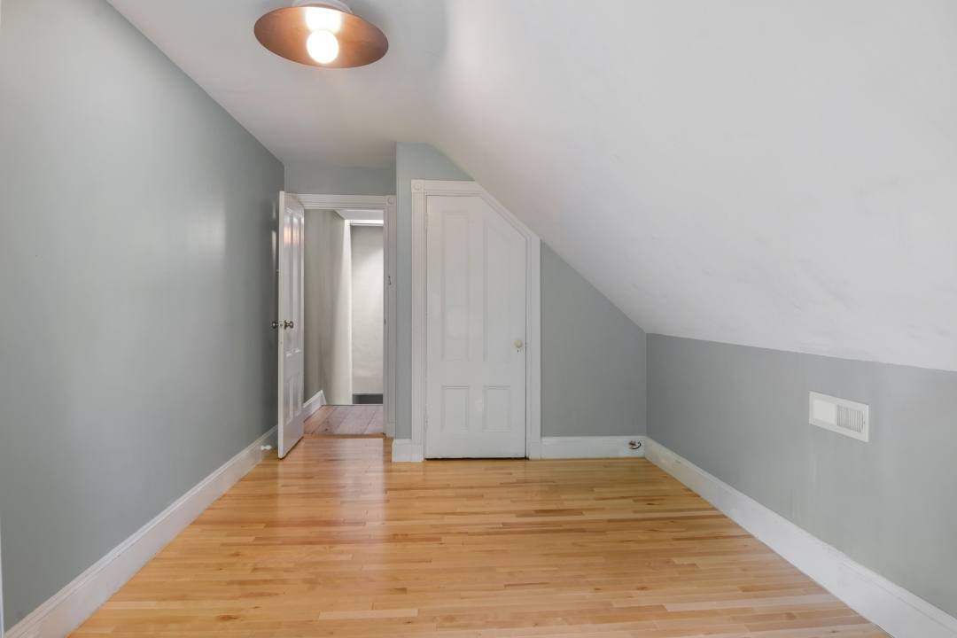  #443: Harvard Square (Cambridge) - Full Bedroom E  -  #443: Harvard Square (Cambridge)  - Gallery -  6