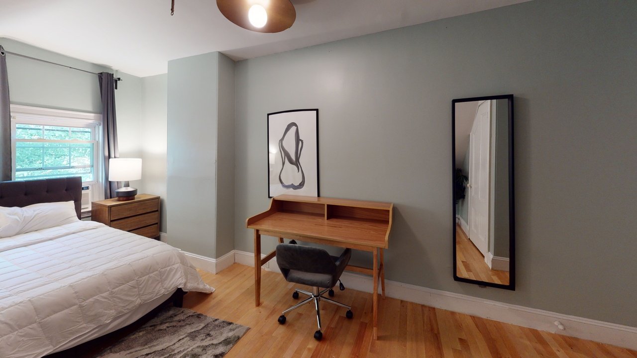 #443: Harvard Square (Cambridge) - Full Bedroom E  -  #443: Harvard Square (Cambridge)  - Gallery -  2