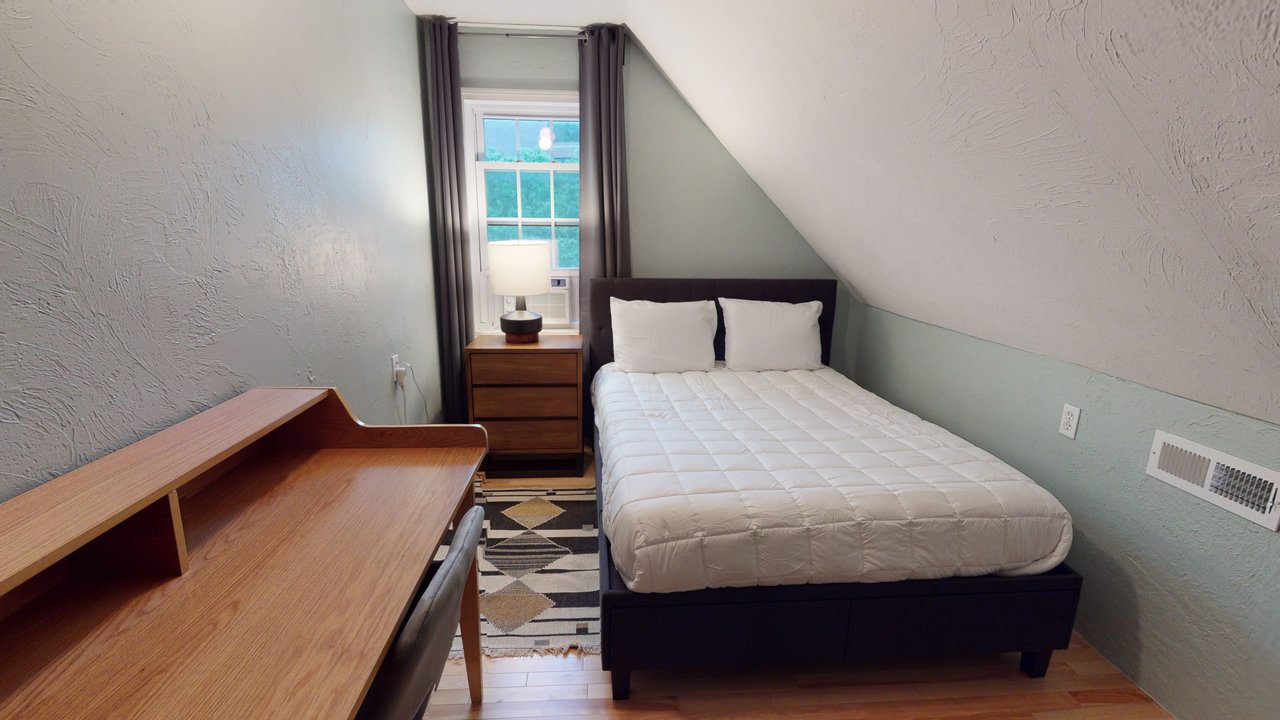  #443: Harvard Square (Cambridge) - Full Bedroom G  -  #443: Harvard Square (Cambridge)  - Gallery -  3