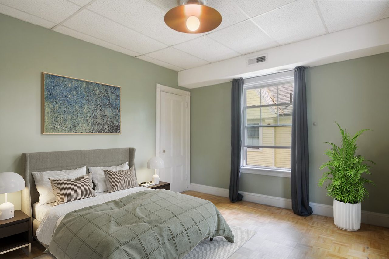 #443: Harvard Square (Cambridge) - Queen Bedroom D  -  #443: Harvard Square (Cambridge)  - Gallery -  1
