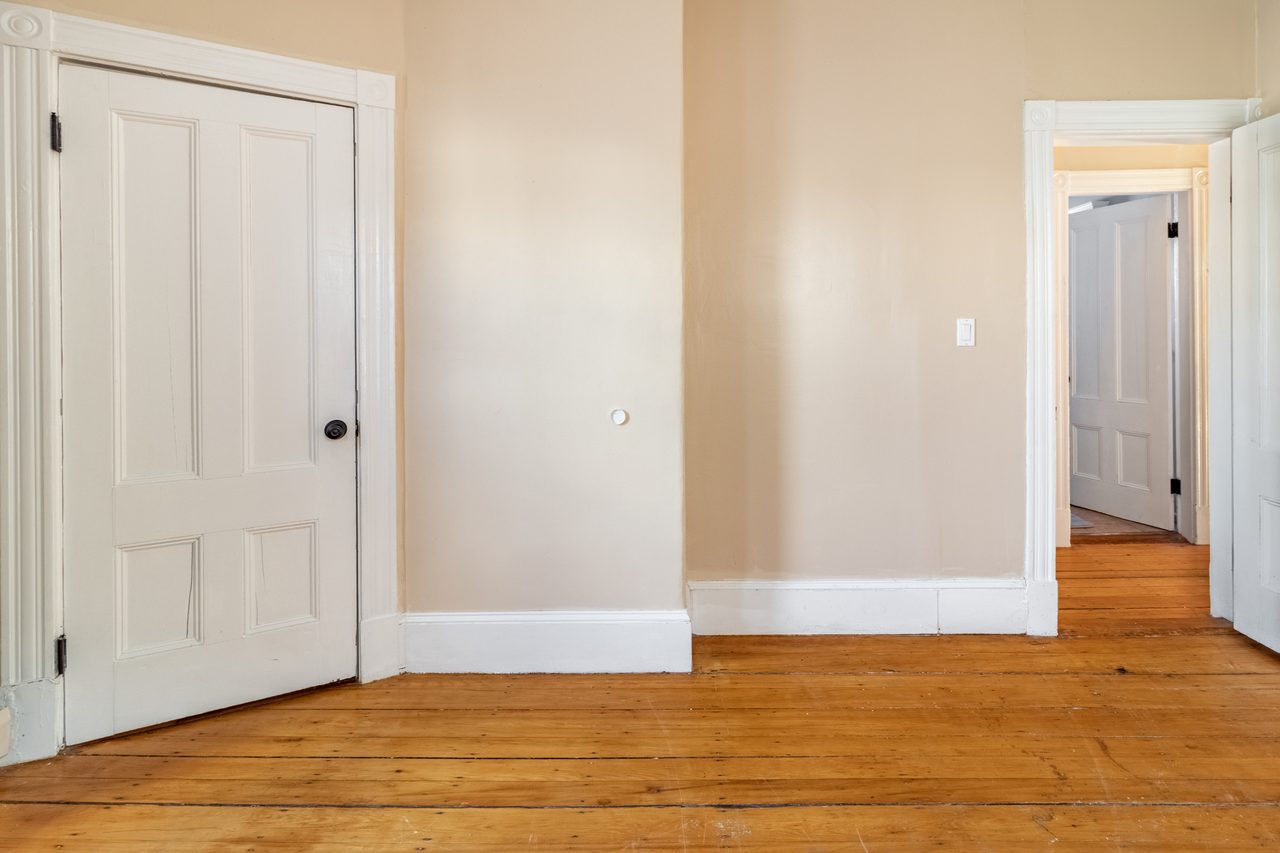  #927: Roxbury - Full Bedroom B  -  #927: Roxbury  - Gallery -  4