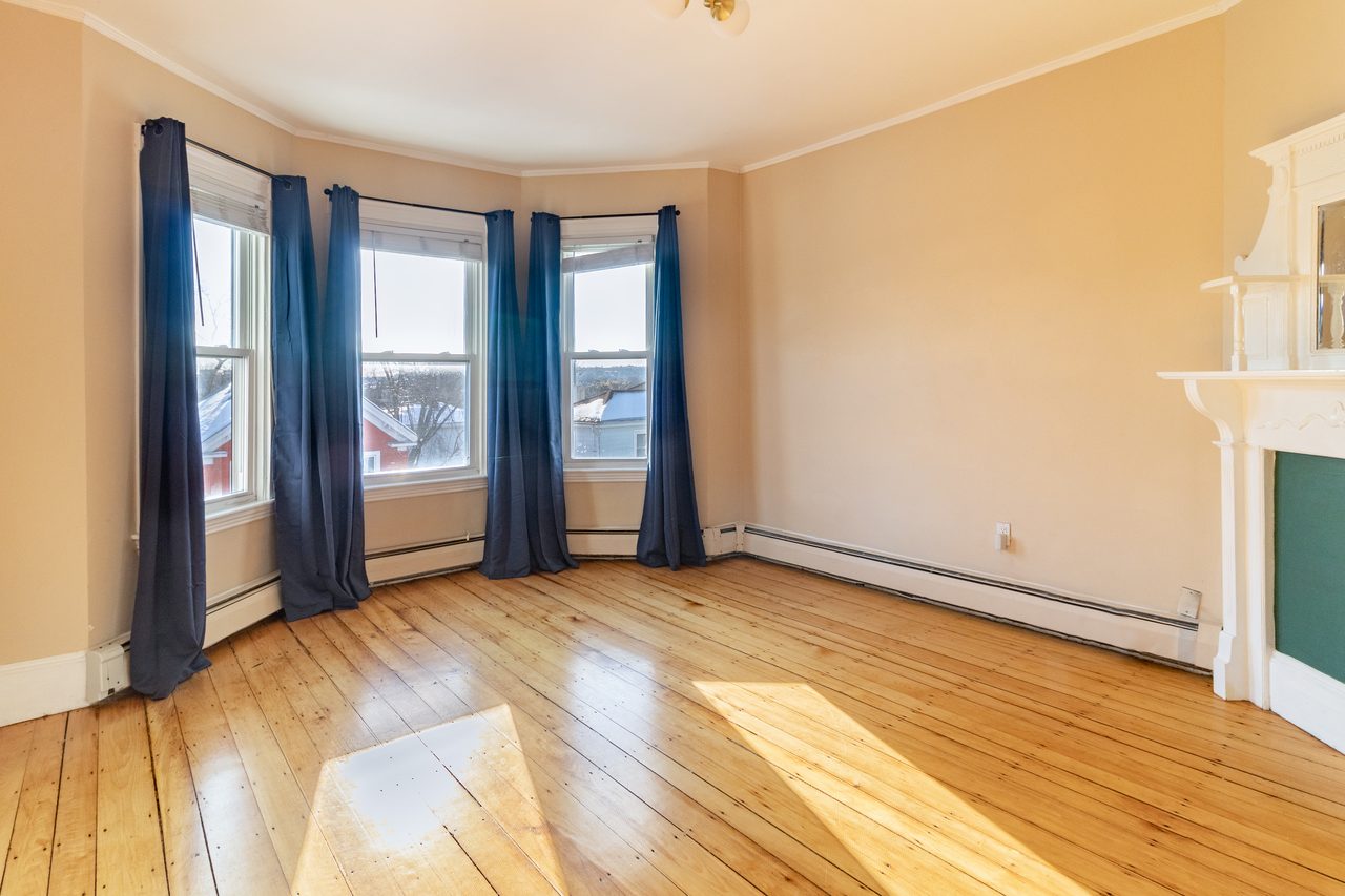  #927: Roxbury - Full Bedroom D  -  #927: Roxbury  - Gallery -  4