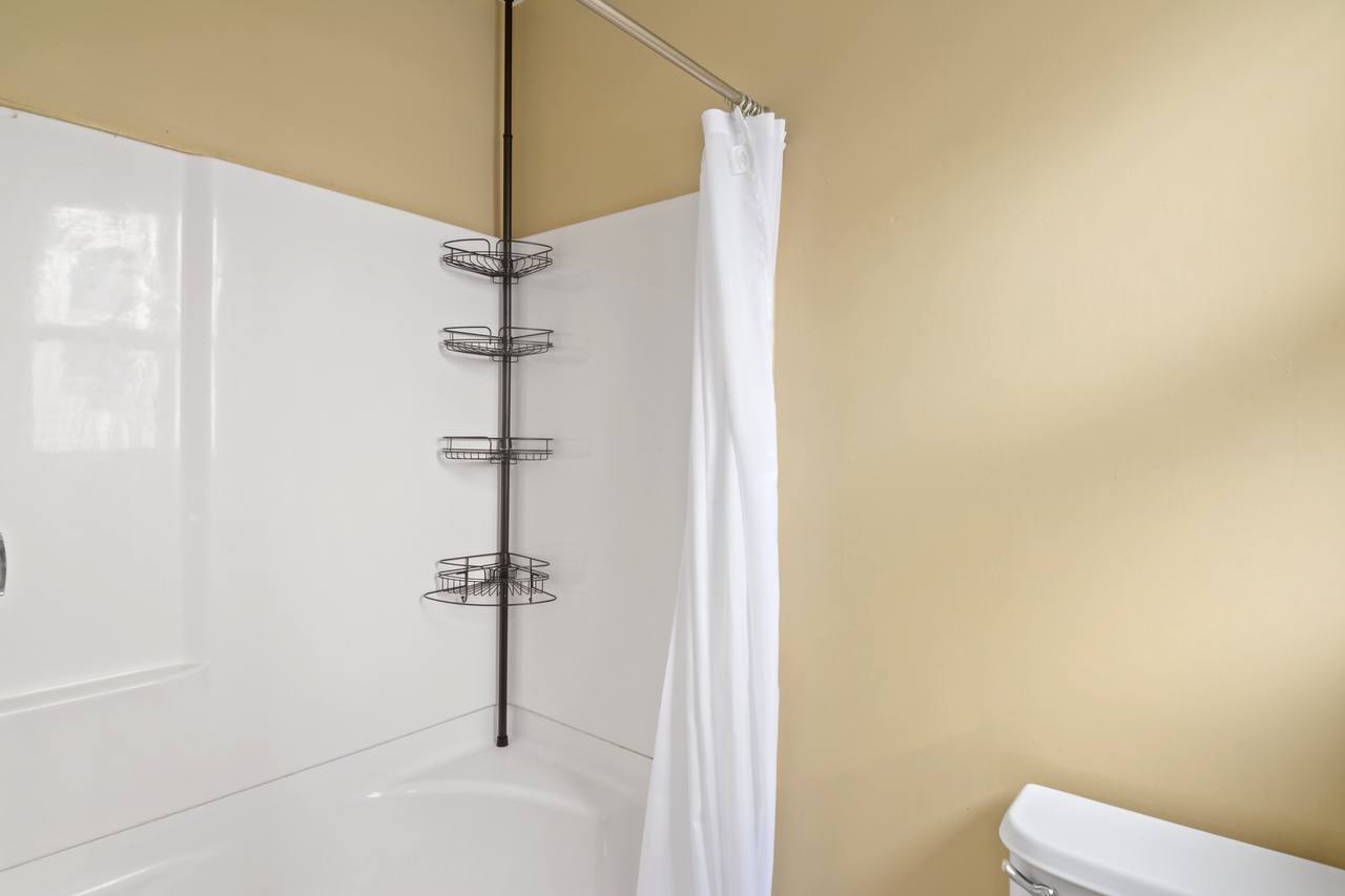 #539: Allston - Queen Bedroom A - 12