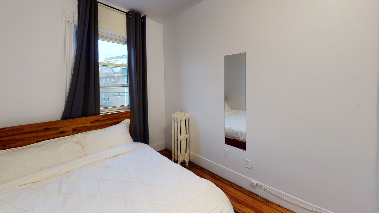 #539: Allston - Queen Bedroom D - #539: Allston - Gallery - 18