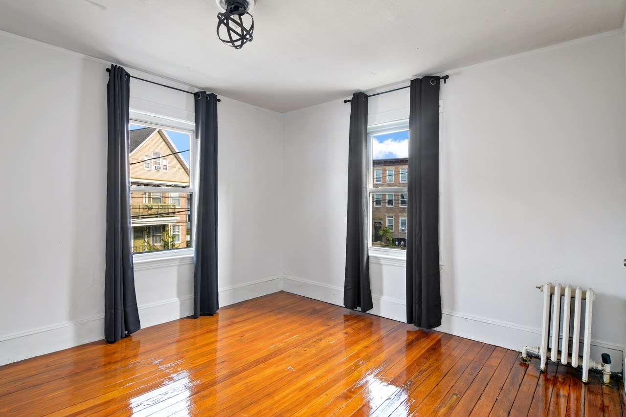 #539: Allston - Queen Bedroom C - #539: Allston - Gallery - 21