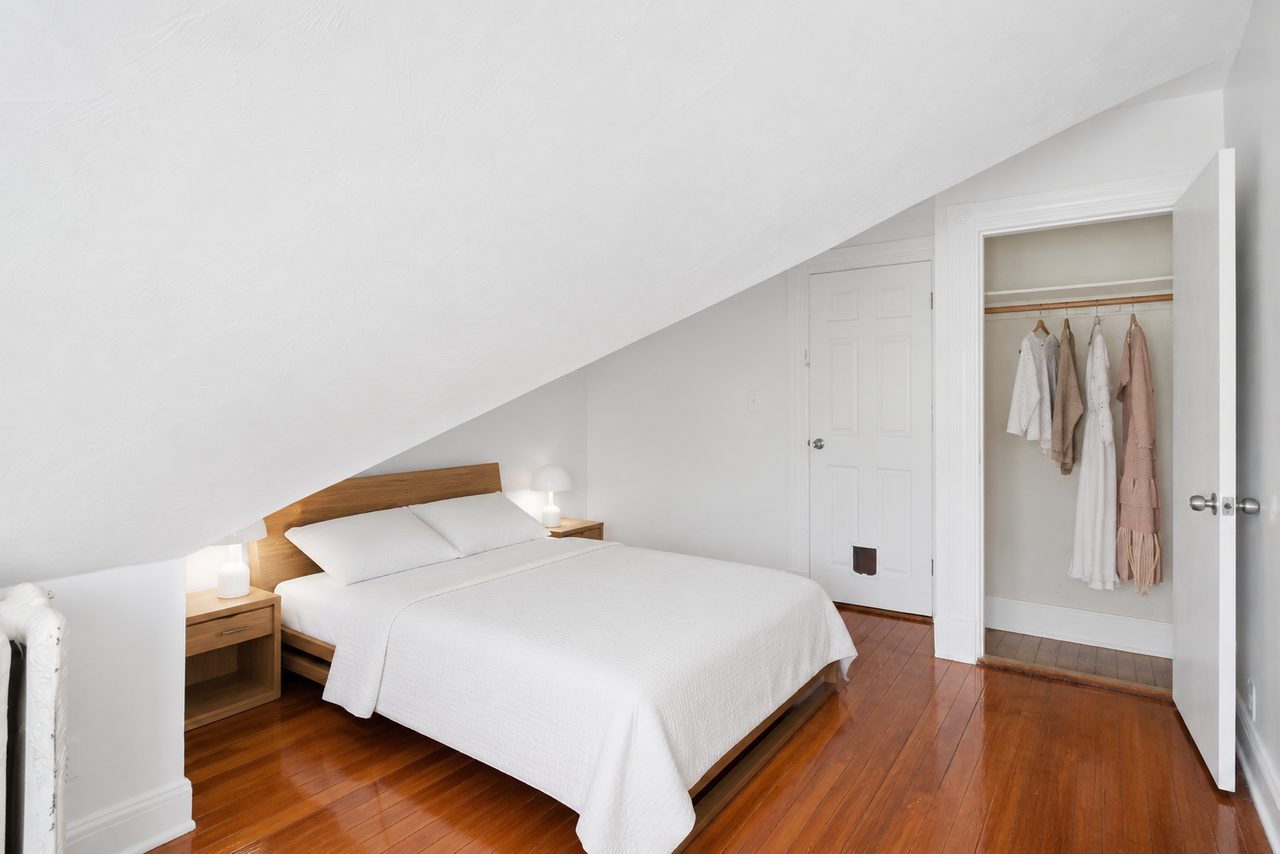 #539: Allston - Queen Bedroom F - 16