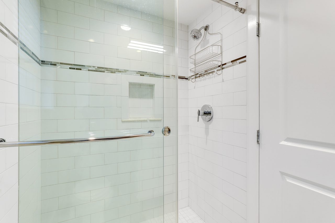  #1457: Capitol Hill - 1 Bedroom (Full)  -  #1457: Capitol Hill  - Gallery -  5