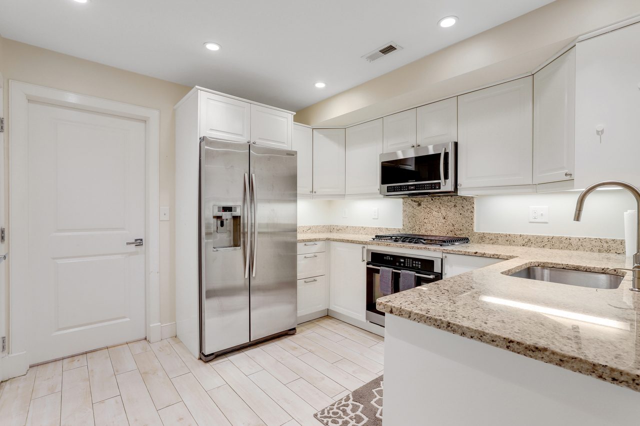  #1457: Capitol Hill - 1 Bedroom (Full)  -  #1457: Capitol Hill  - Gallery -  11