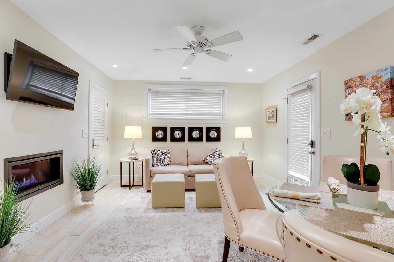  #1457: Capitol Hill - 1 Bedroom (Full)  -  #1457: Capitol Hill  - Gallery -  8