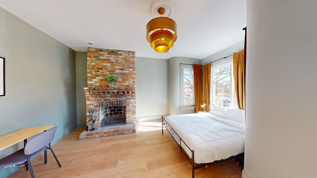 #336: Columbia Heights - Queen Bedroom B - 2