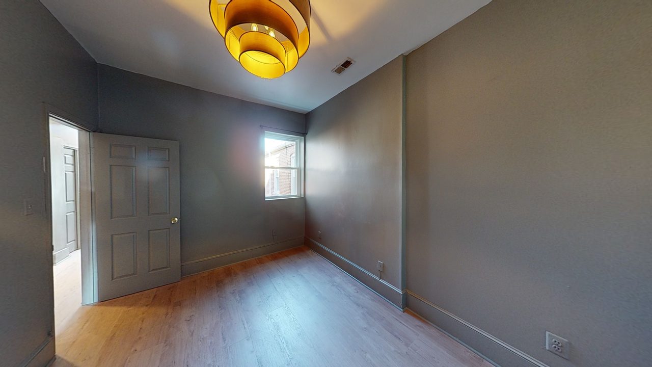  #336: Columbia Heights - Queen Bedroom A  -  #336: Columbia Heights  - Gallery -  3