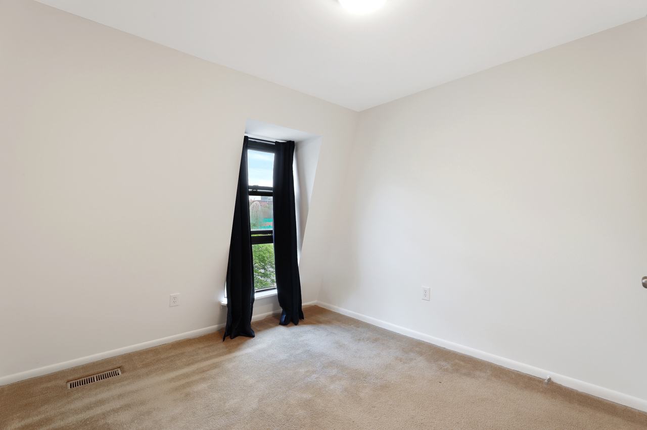  #416: Logan Circle - Full Bedroom 2C  -  #416: Logan Circle  - Gallery -  2