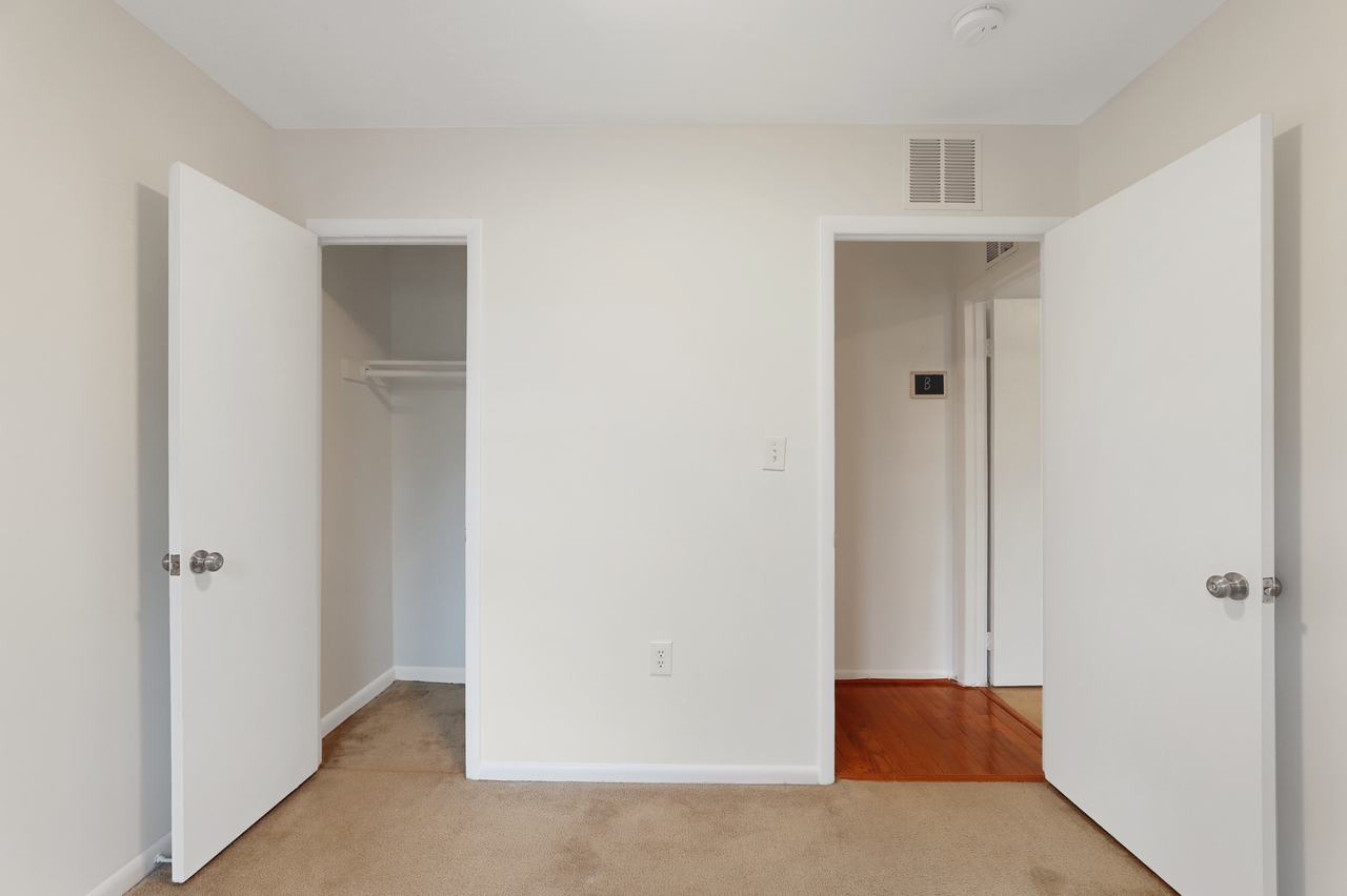  #416: Logan Circle - Full Bedroom 2C  -  #416: Logan Circle  - Gallery -  5