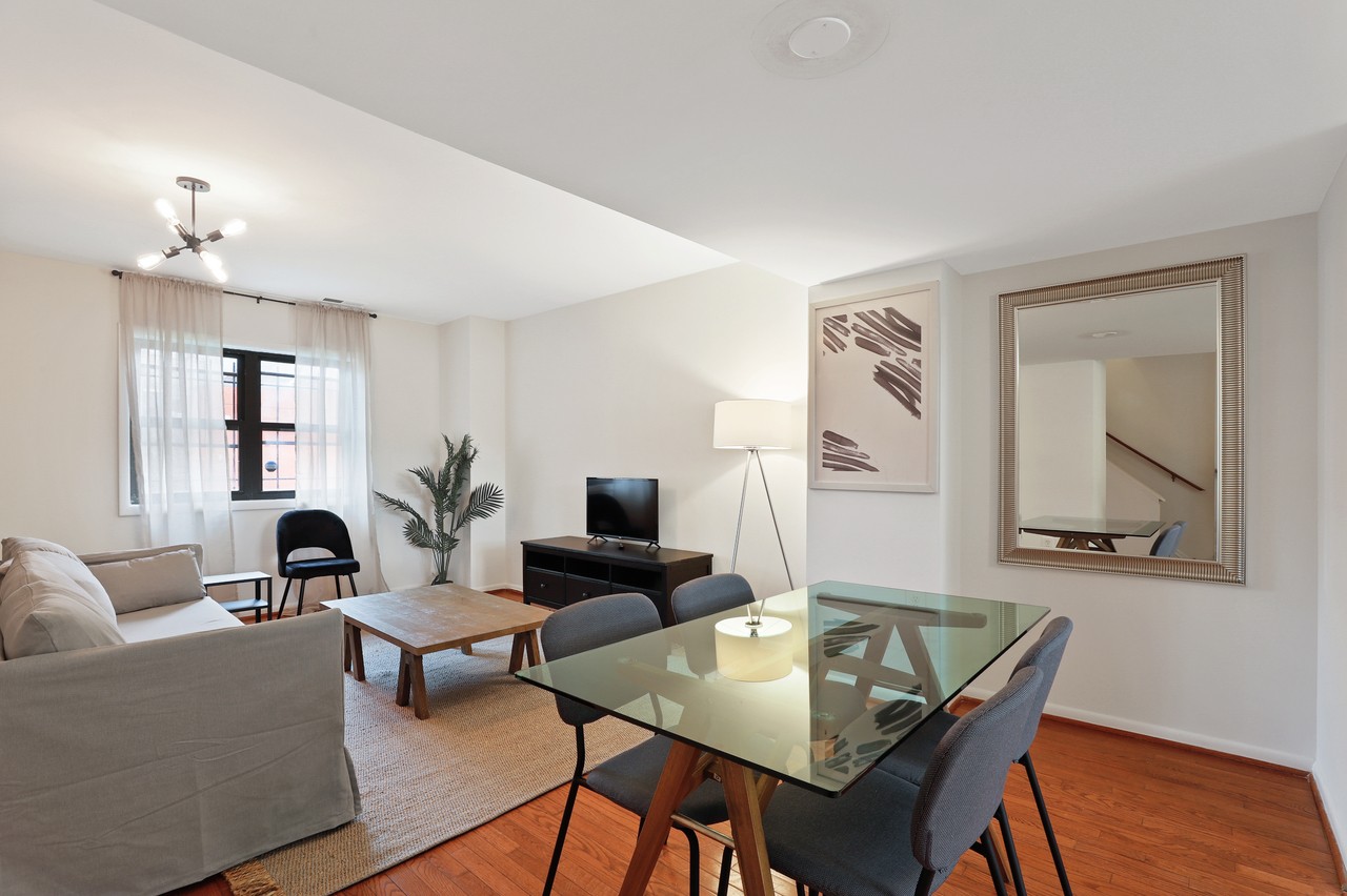  #416: Logan Circle - Queen Bedroom BD  -  #416: Logan Circle  - Gallery -  13
