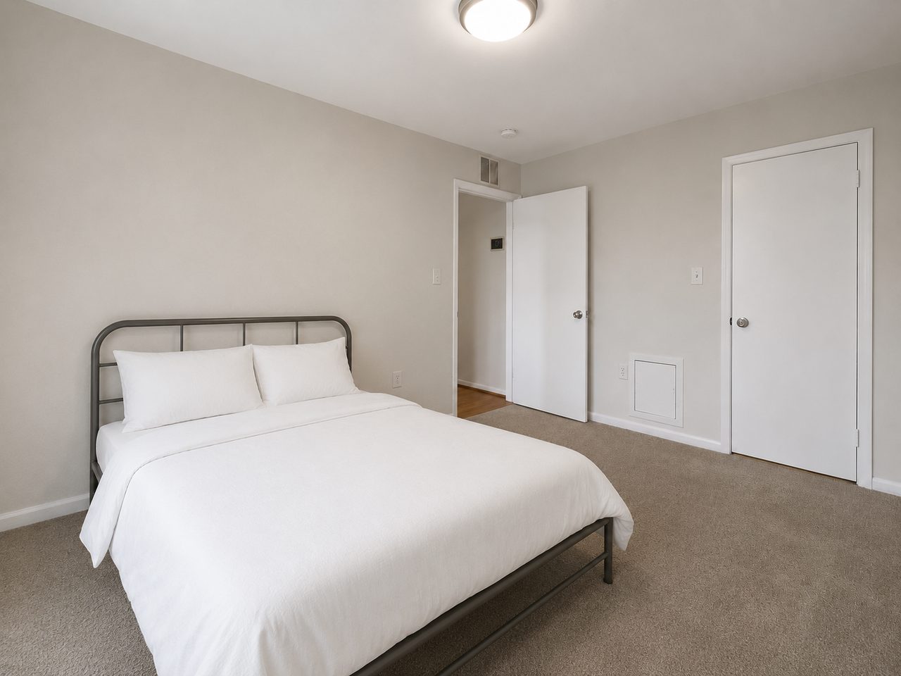 #416: Logan Circle - Full Bedroom 2B - 23