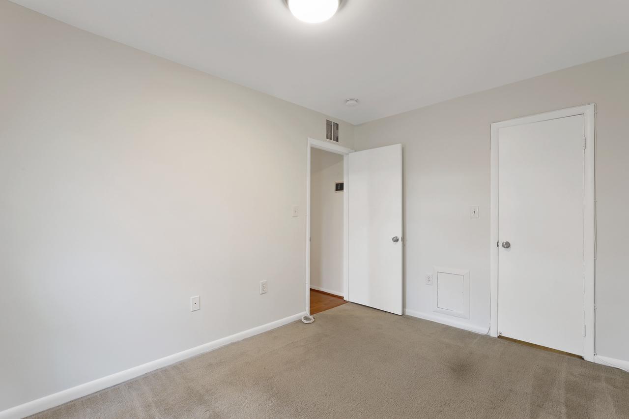  #416: Logan Circle - Full Bedroom 2B  -  #416: Logan Circle  - Gallery -  2
