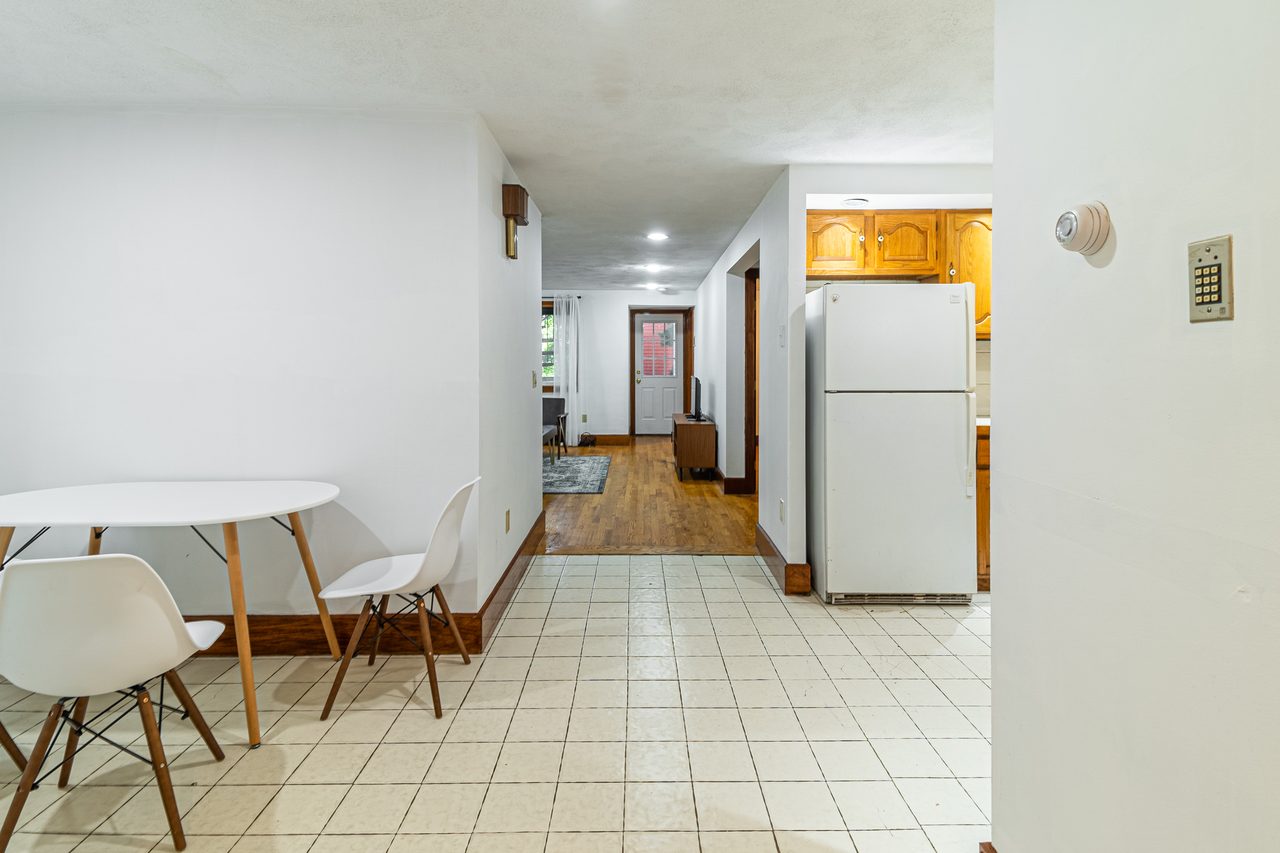  #1474: Central Square (Cambridge) - Full Bedroom C  -  #1474: Central Square (Cambridge)  - Gallery -  12