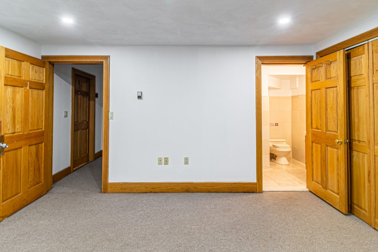  #1474: Central Square (Cambridge) - Full Bedroom D W/ Private Bathroom  -  #1474: Central Square (Cambridge)  - Gallery -  14