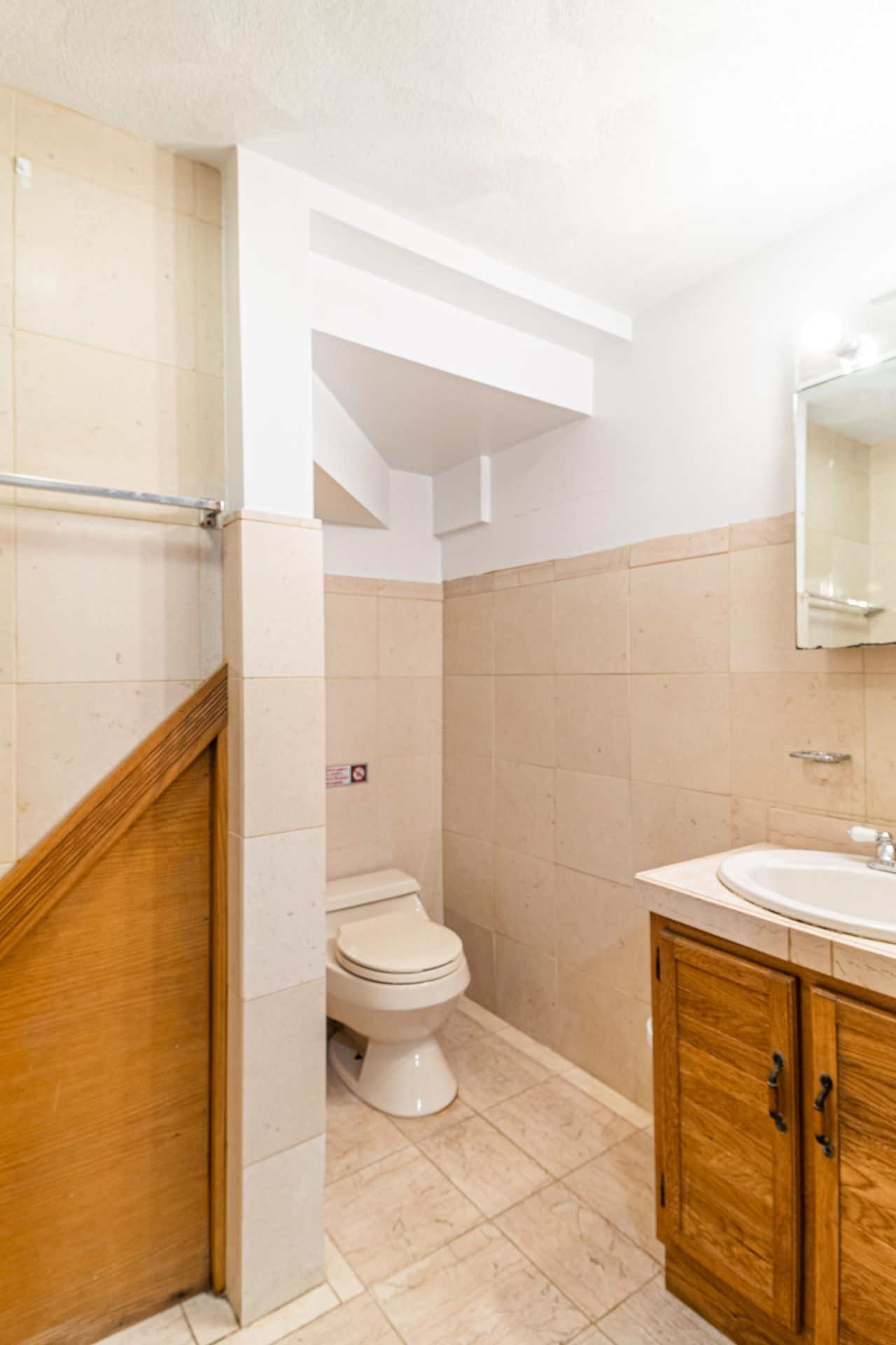  #1474: Central Square (Cambridge) - Full Bedroom D W/ Private Bathroom  -  #1474: Central Square (Cambridge)  - Gallery -  11