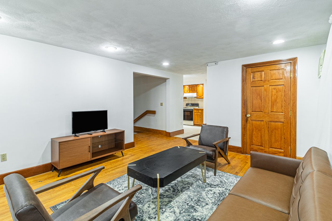  #1474: Central Square (Cambridge) - Full Bedroom B  -  #1474: Central Square (Cambridge)  - Gallery -  8