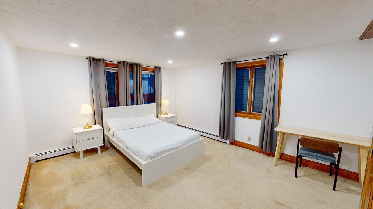  #1474: Central Square (Cambridge) - Full Bedroom A  -  #1474: Central Square (Cambridge)  - Gallery -  15