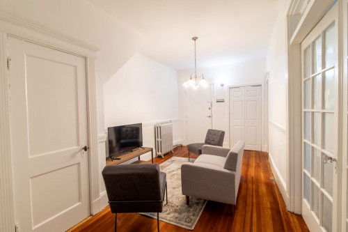 #1494: Dorchester Center - Gallery - 3