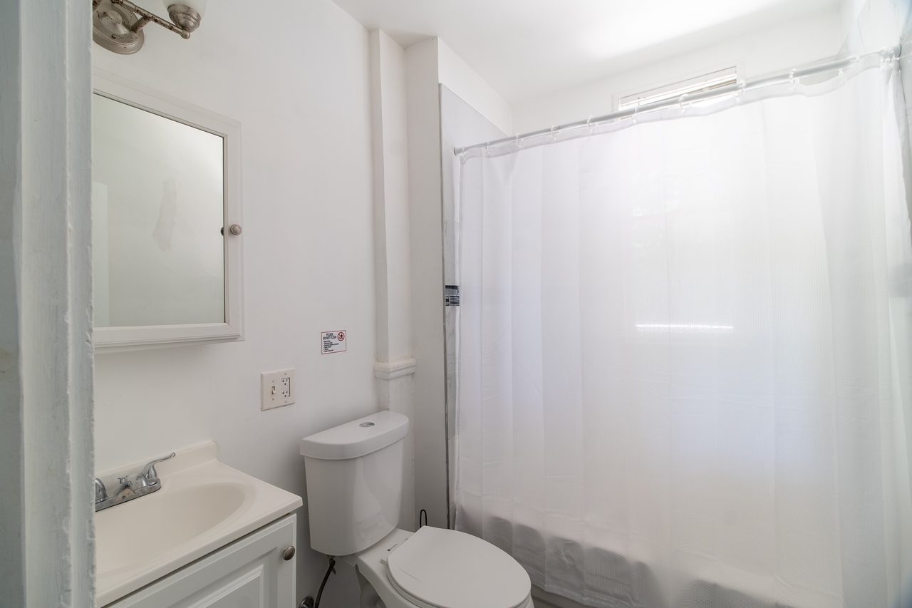 #1494: Dorchester Center - Queen Room A - 15