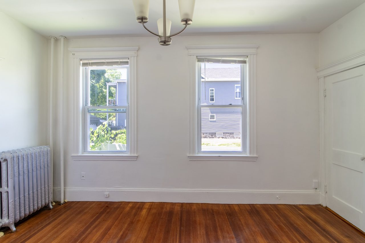 #1494: Dorchester Center - Queen Room B - 13