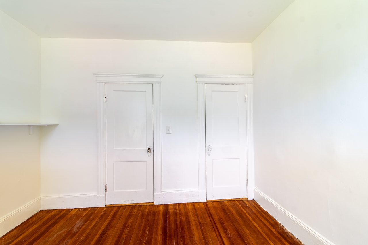 #1494: Dorchester Center - Queen Room D - 4