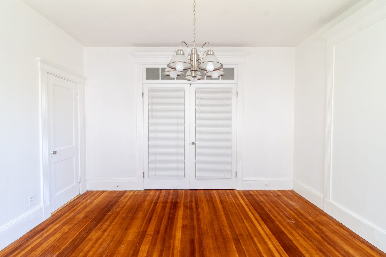 #1494: Dorchester Center - Queen Room E - 15