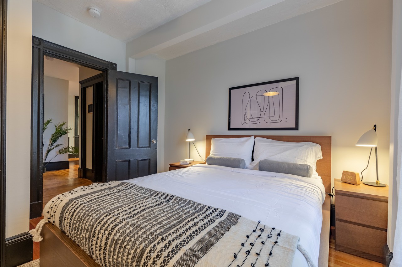 #234: Allston - Full Bedroom B - 3